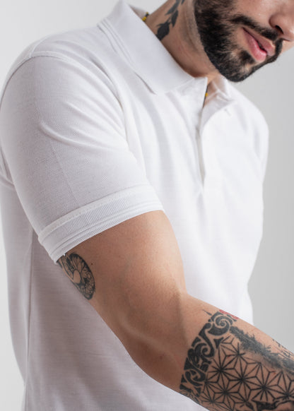 Men's regular fit white polo shirt with classic collar