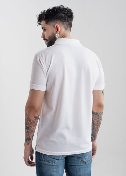 Men's regular fit white polo shirt with classic collar