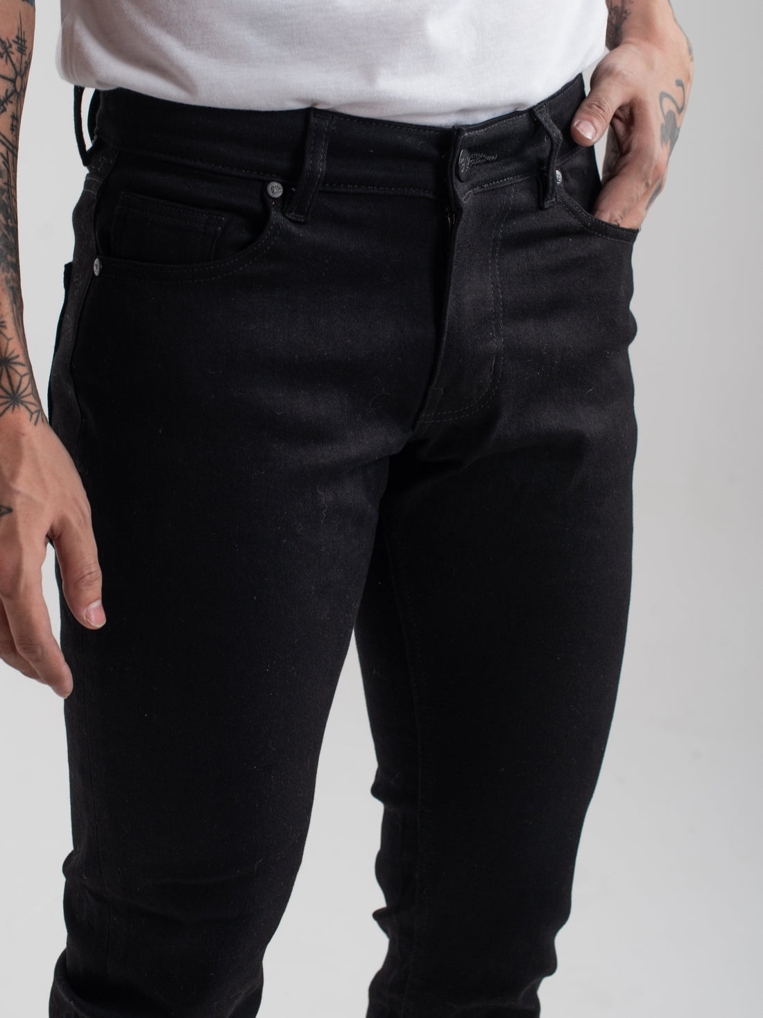 Men's slim fit jet black jeans with clean finish