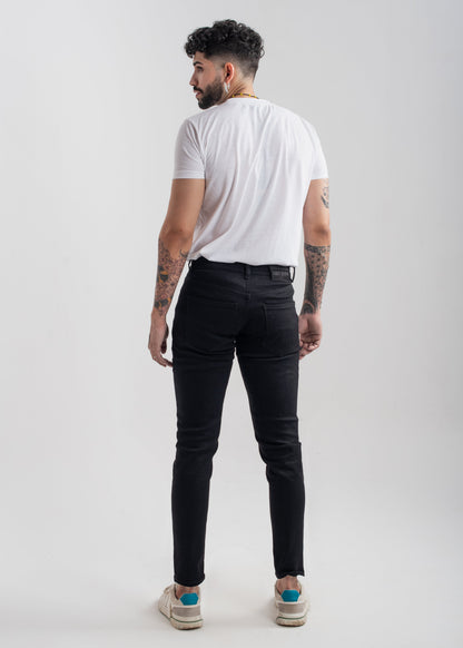 Men's slim fit jet black jeans with clean finish