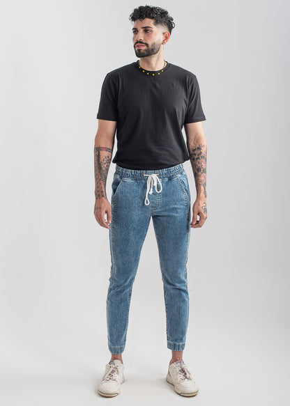 Men's slim fit light blue jog jeans with tapered leg design