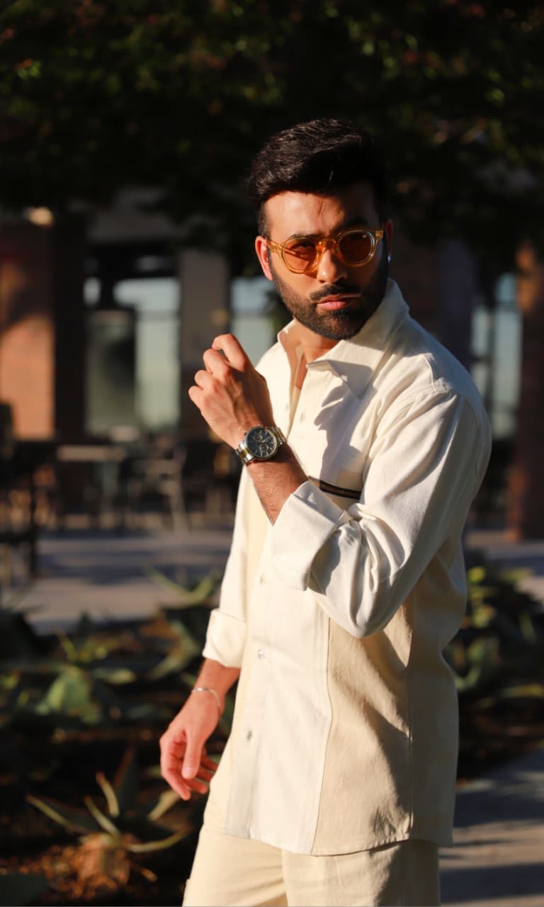 Men's two-tone beige shirt with contrast design and relaxed fit