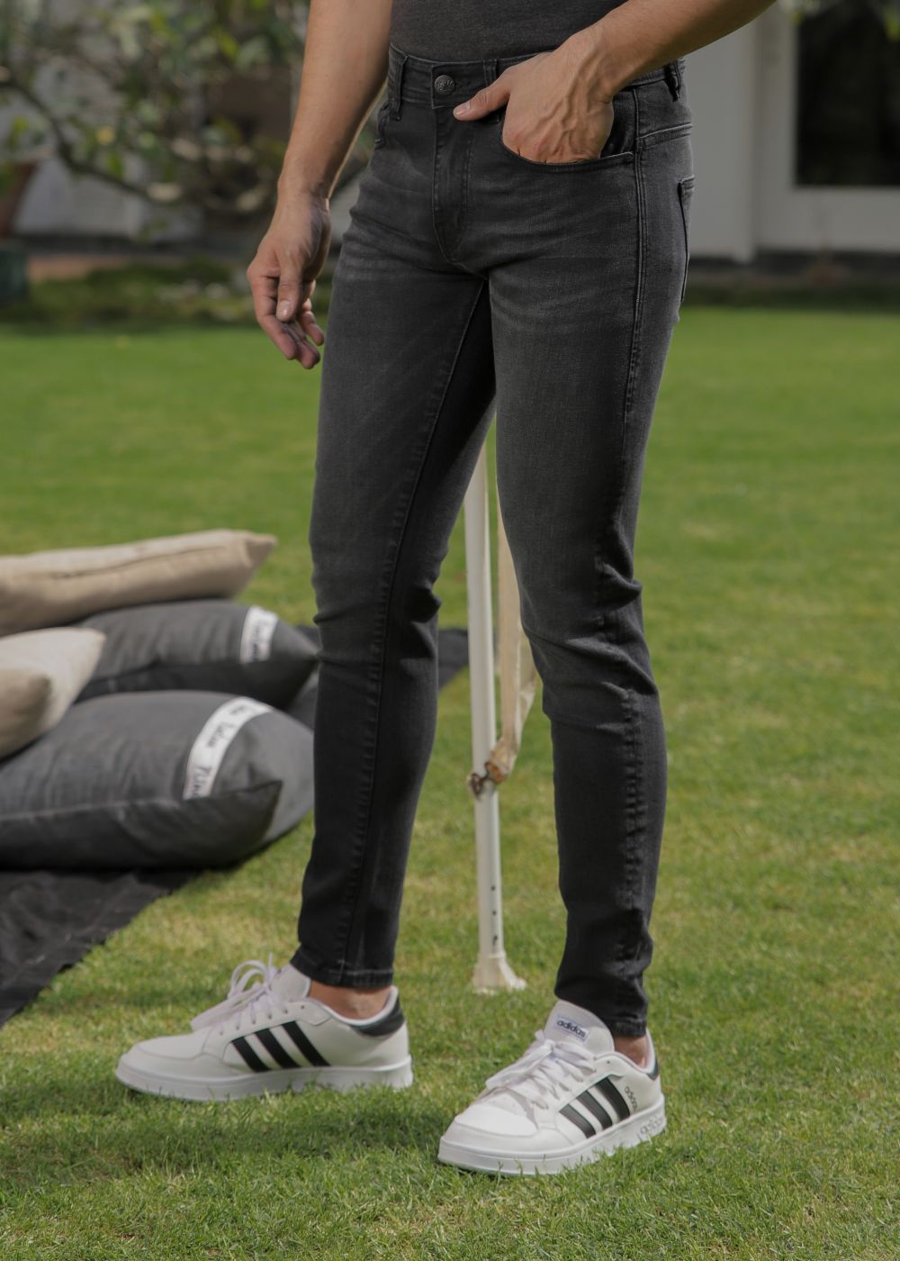 Phantom Black Jeans 
