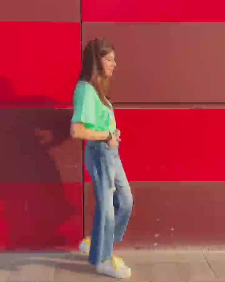 High-Waisted Women's Ripped Flare Jeans in Blue with a Straight-Style