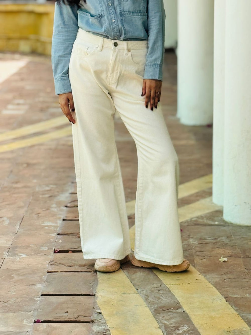 White Flare Jeans 