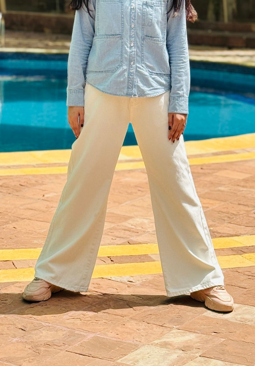 White Flare Jeans 