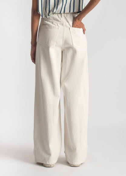 White Skater with Seam Jeans Women 