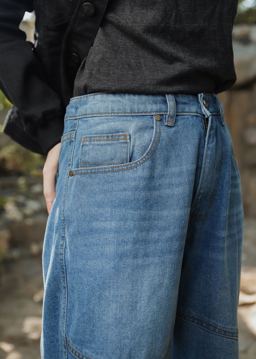 Women's Blue Vertex Jeans With a V Seam Design