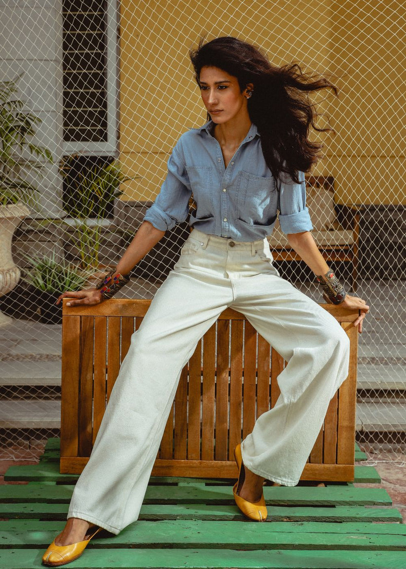 Women's Flare Jeans in White