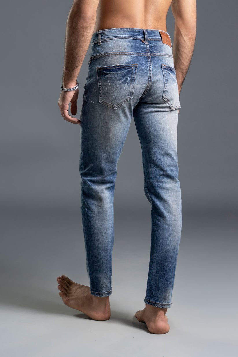 Men's ripped skinny jeans in light blue