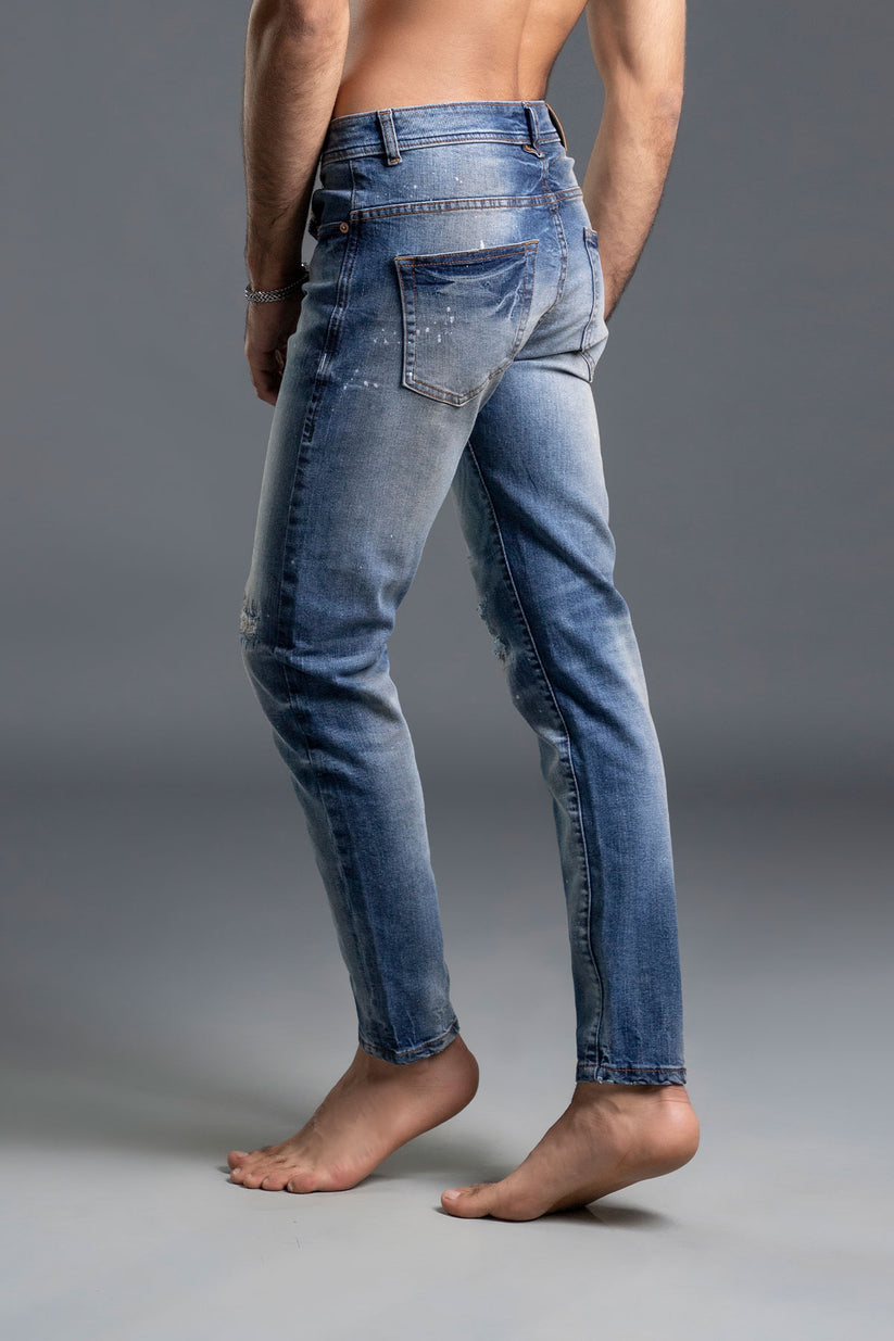 Men's ripped skinny jeans in light blue