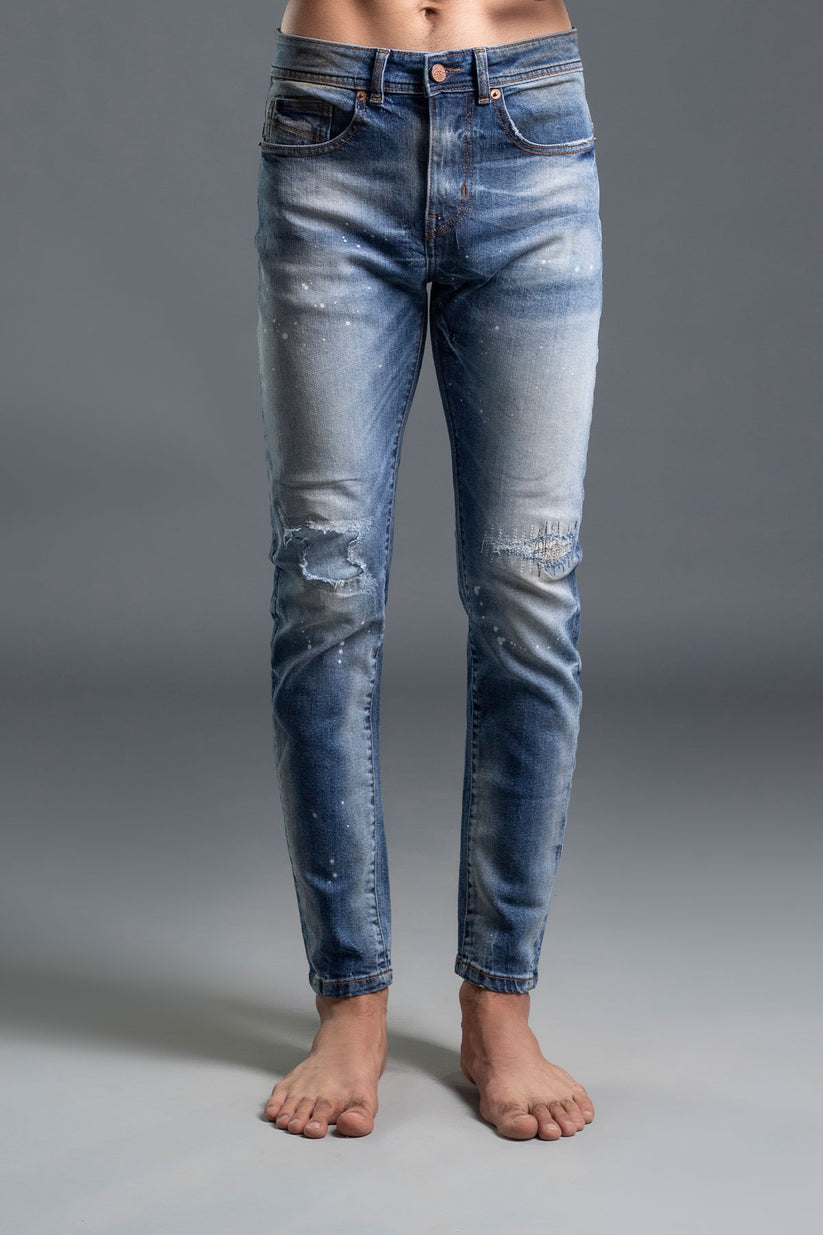Men's ripped skinny jeans in light blue