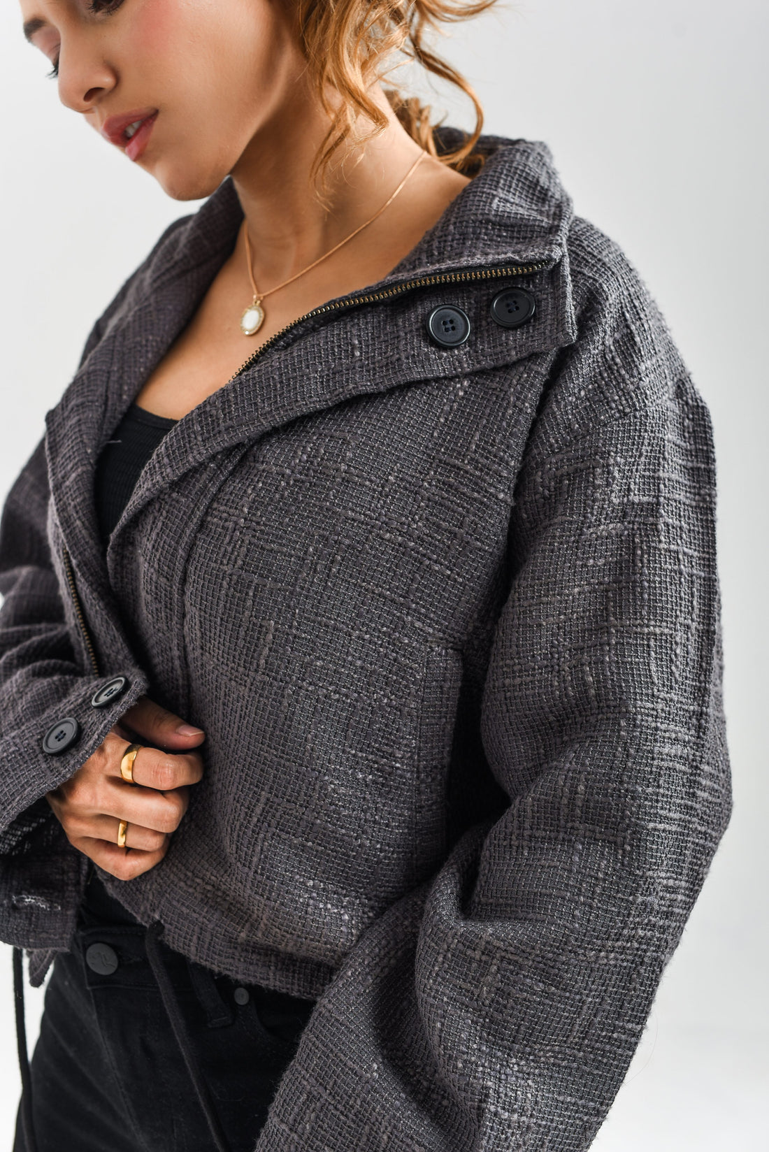 Women's long-sleeve zip jacket in grey with a crew neckline
