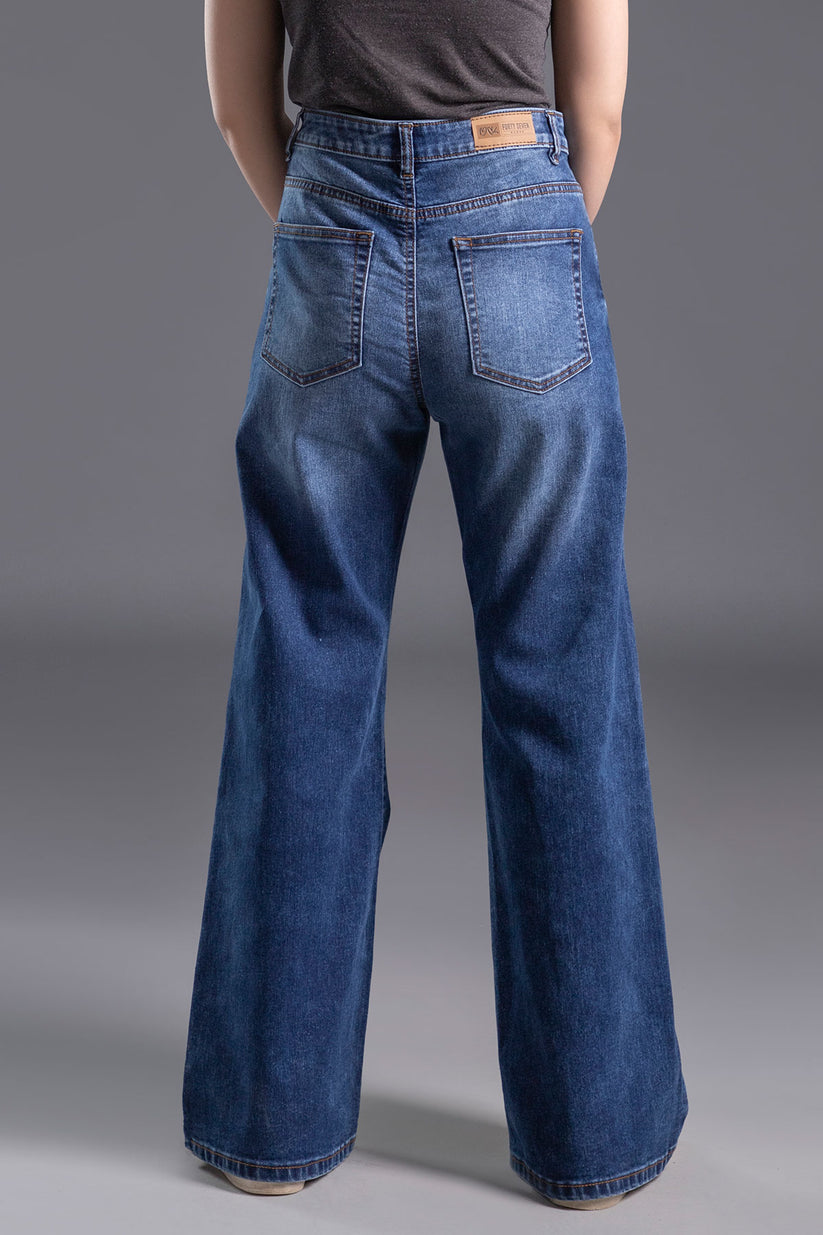 Women's Flare Jeans in Mid Blue 