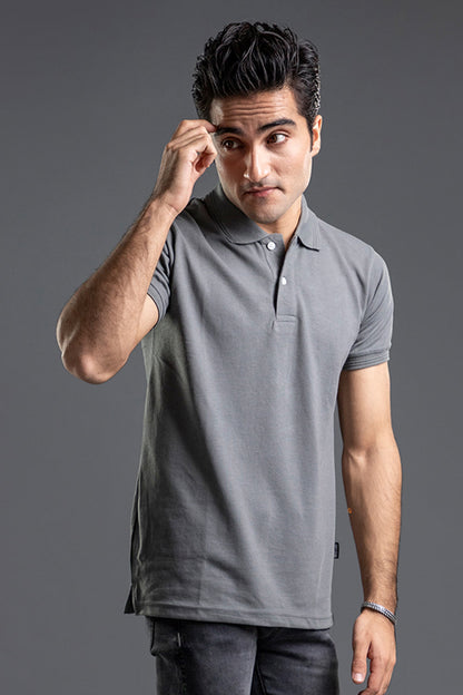 Men's regular fit grey polo shirt with classic collar