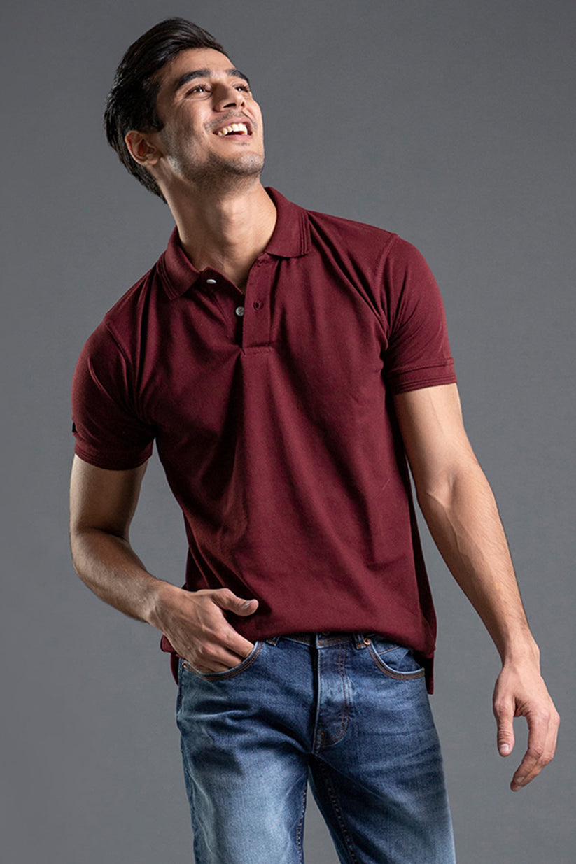 Men's regular fit maroon polo shirt with classic collar