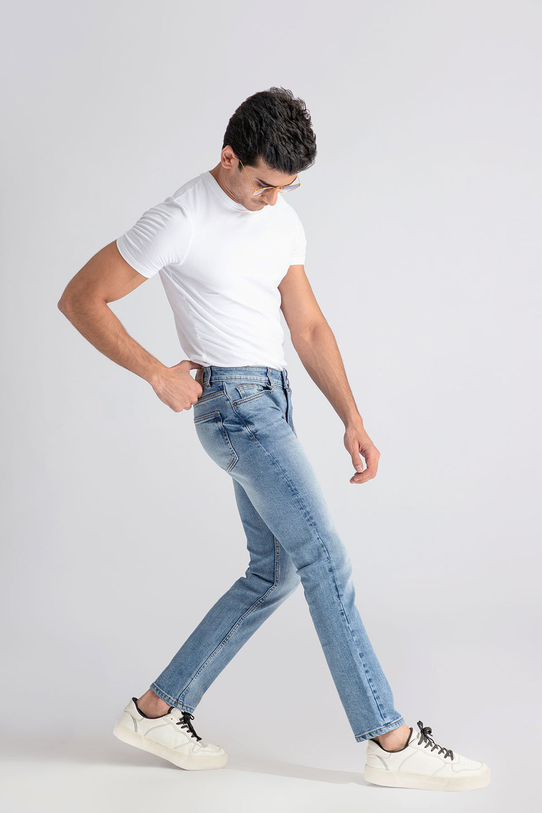 Light Blue Bruno Jeans slim fit light blue denim with faded wash for rugged outdoor styling