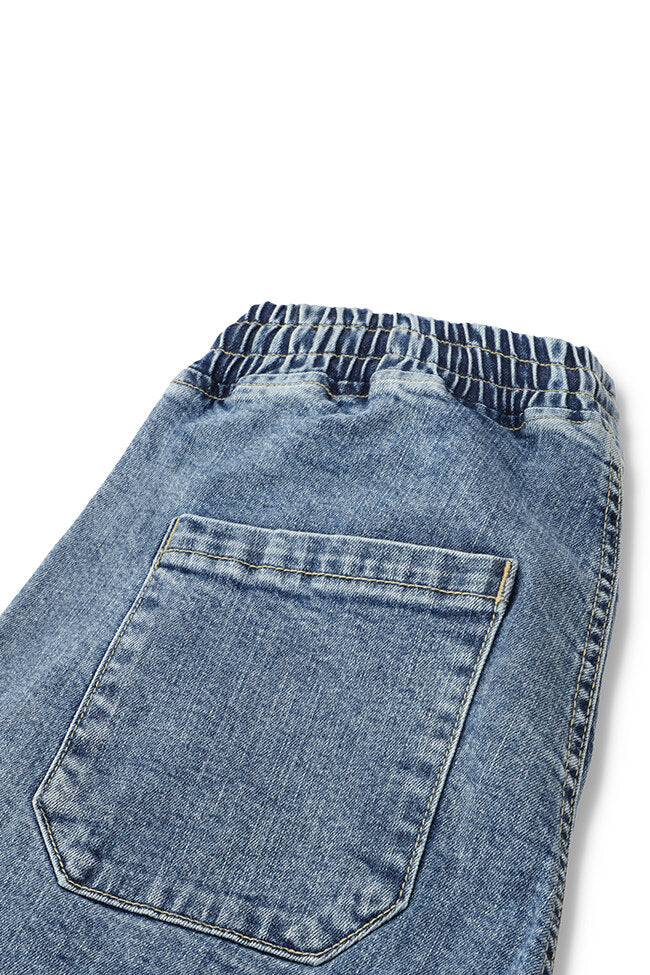 Men's slim fit light blue jog jeans with tapered leg design