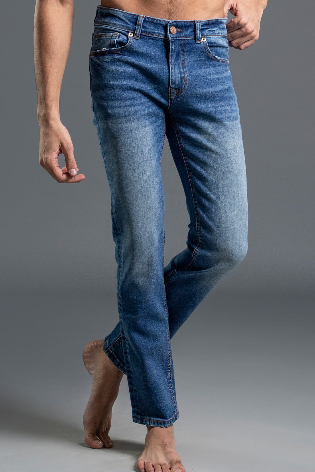 Rainmoon Light Straight Jeans 