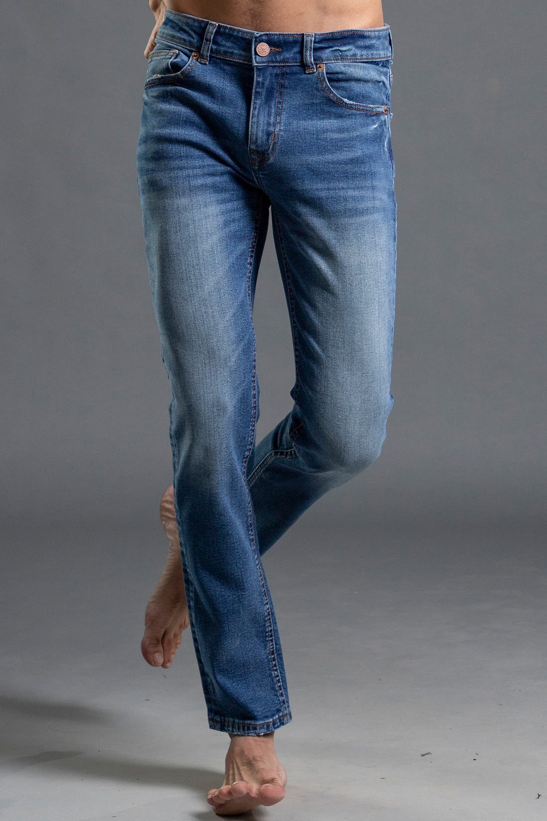 Rainmoon Light Straight Jeans 