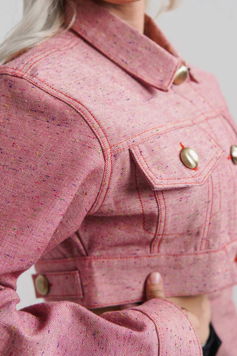 Women's cropped jacket in red with golden buttons 